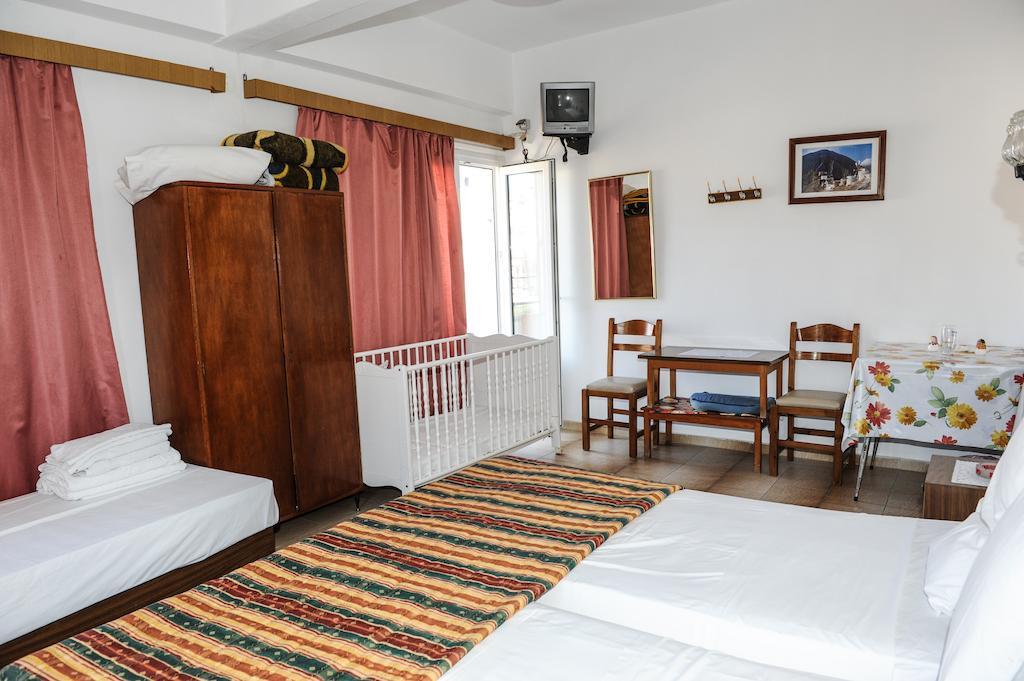 Hotel Karpathos الغرفة الصورة